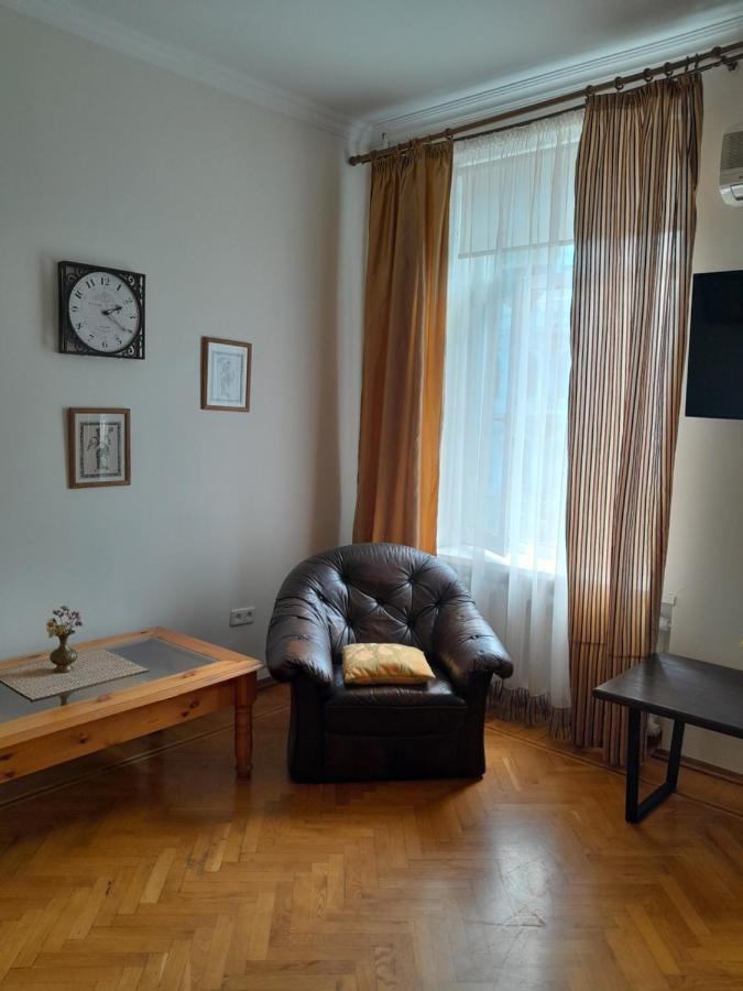 Apartment On Hretska 26/28 Oldenburg Bagian luar foto